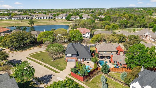 7100 Oakbrook Drive, Plano, TX 75025