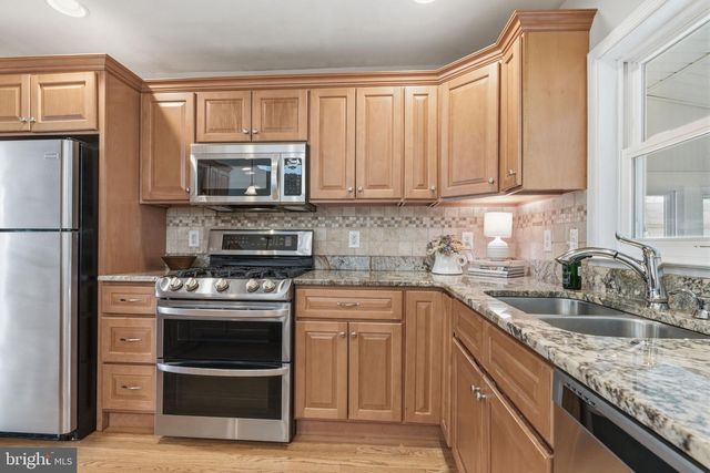 502 STEVENS RD, Morrisville, PA 19067