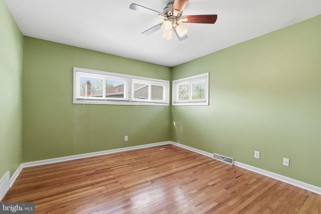 502 STEVENS RD, Morrisville, PA 19067