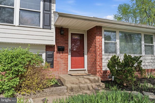 502 STEVENS RD, Morrisville, PA 19067