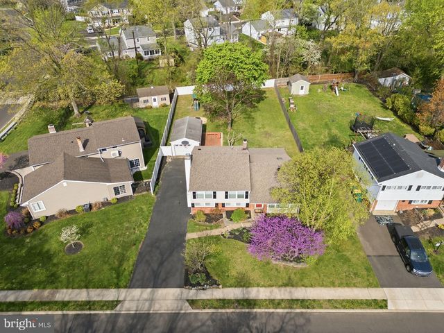 502 STEVENS RD, Morrisville, PA 19067