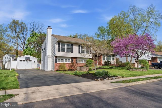 502 STEVENS RD, Morrisville, PA 19067