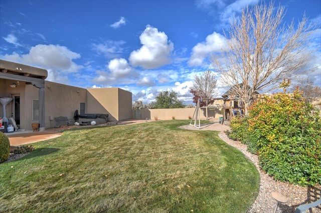 60 El Dorado Road, Corrales, NM 87048