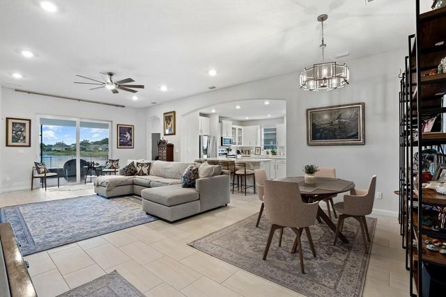 194 52nd Square, Vero Beach, FL 32968