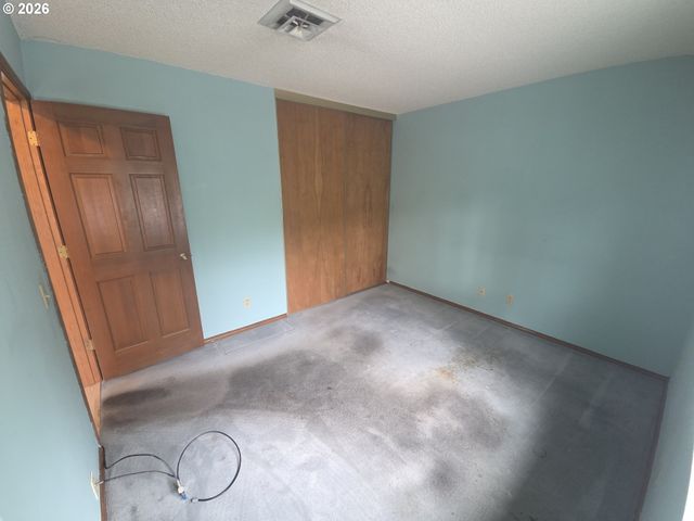 5115 Sw OLESON Rd, Portland, OR 97225