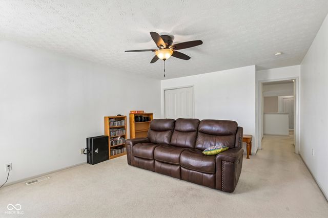 6216 Salisbury Lane, Noblesville, IN 46062