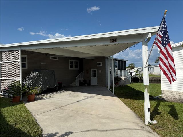 124 AMERICANA COURT NE 214, St Petersburg, FL 33702