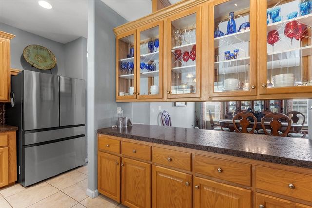 124 AMERICANA COURT NE 214, St Petersburg, FL 33702