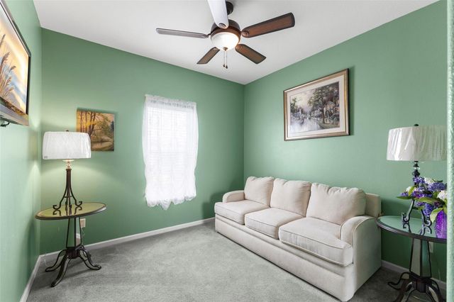 124 AMERICANA COURT NE 214, St Petersburg, FL 33702