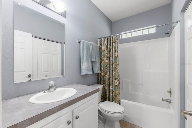 124 AMERICANA COURT NE 214, St Petersburg, FL 33702