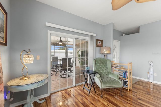 124 AMERICANA COURT NE 214, St Petersburg, FL 33702