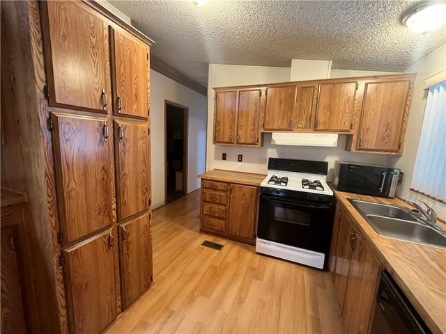 2960 Silver Creek Road 60, Bullhead City, AZ 86442