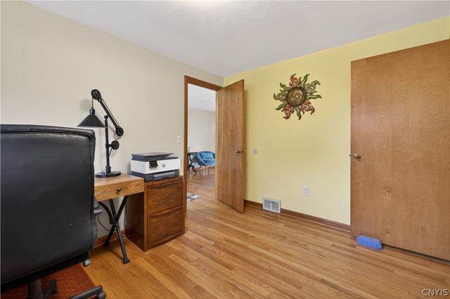 207 Dickerson Drive South, Camillus, NY 13031