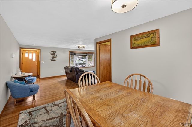 207 Dickerson Drive South, Camillus, NY 13031
