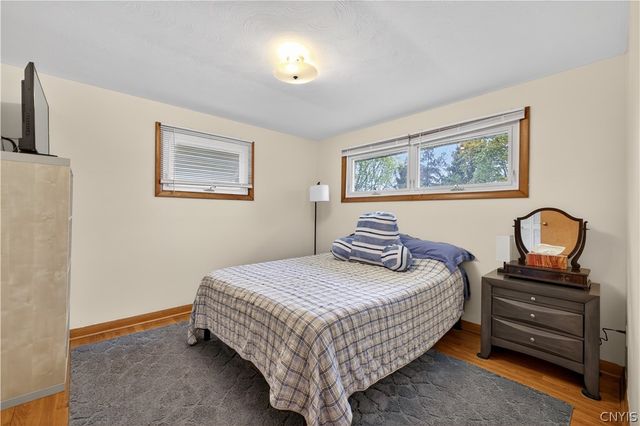 207 Dickerson Drive South, Camillus, NY 13031
