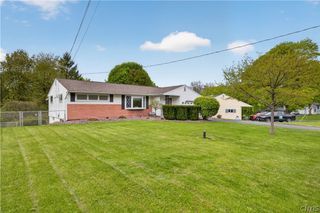 207 Dickerson Drive South, Camillus, NY 13031
