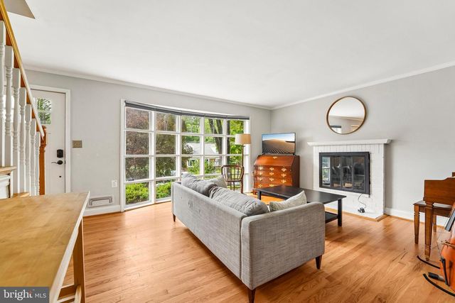 6640 LOCH HILL RD, Baltimore, MD 21239