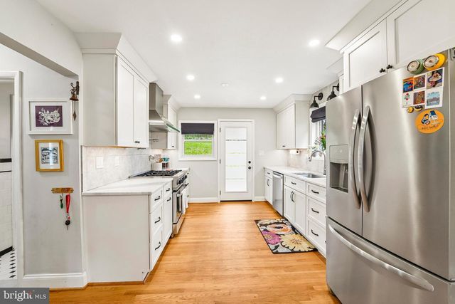 6640 LOCH HILL RD, Baltimore, MD 21239