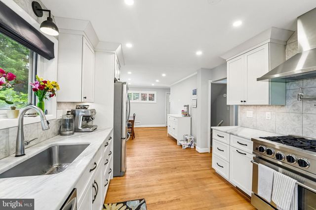 6640 LOCH HILL RD, Baltimore, MD 21239