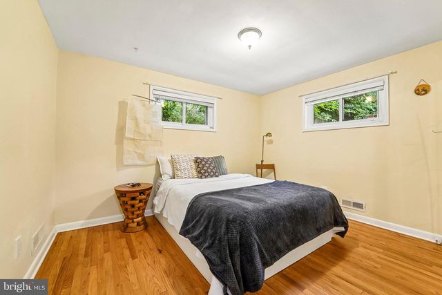 6640 LOCH HILL RD, Baltimore, MD 21239