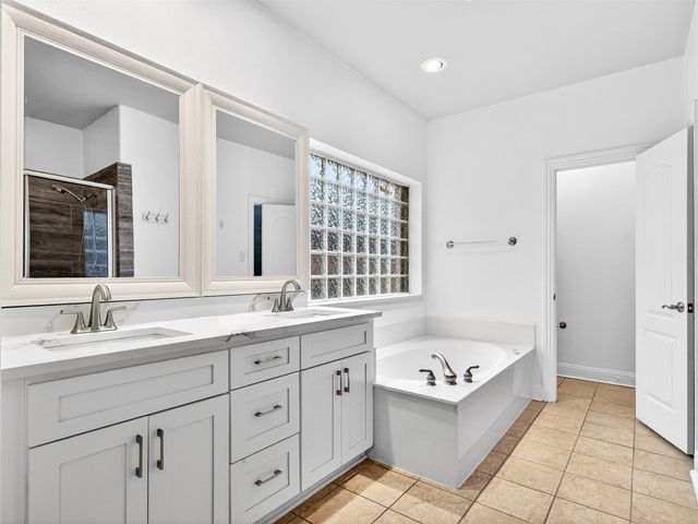 9861 Chamber Hall Drive, Frisco, TX 75033