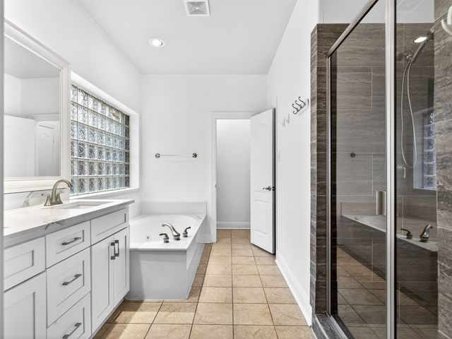 9861 Chamber Hall Drive, Frisco, TX 75033