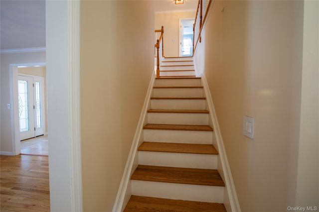 14 Whalen Drive, Hopewell Junction, NY 12533