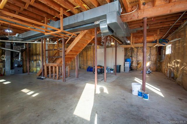 14 Whalen Drive, Hopewell Junction, NY 12533