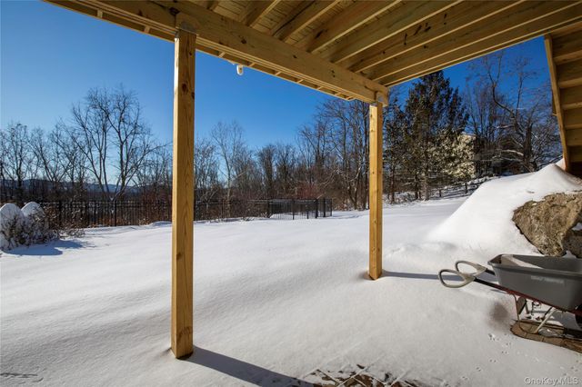 14 Whalen Drive, Hopewell Junction, NY 12533