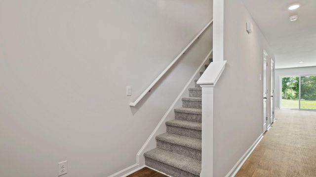 909 Long Bluff Road, Summerville, SC 29486