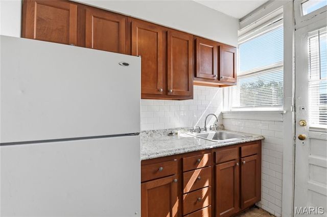5024 Christy Boulevard, St Louis, MO 63116