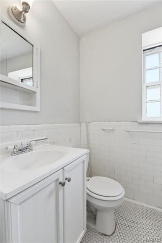 5024 Christy Boulevard, St Louis, MO 63116