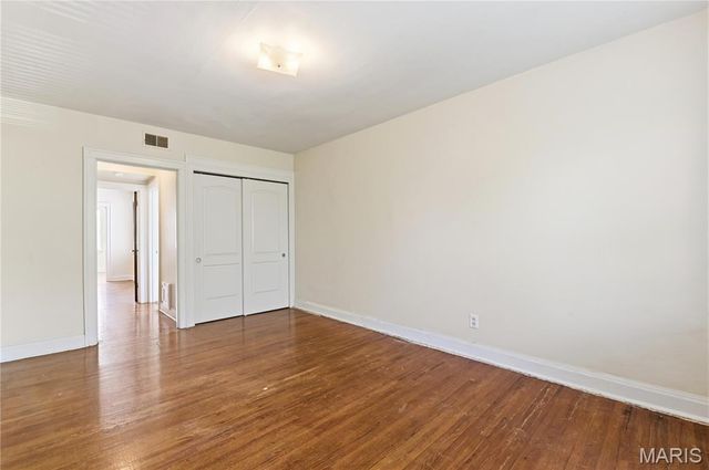 5024 Christy Boulevard, St Louis, MO 63116