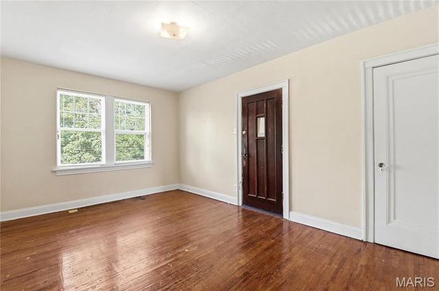 5024 Christy Boulevard, St Louis, MO 63116