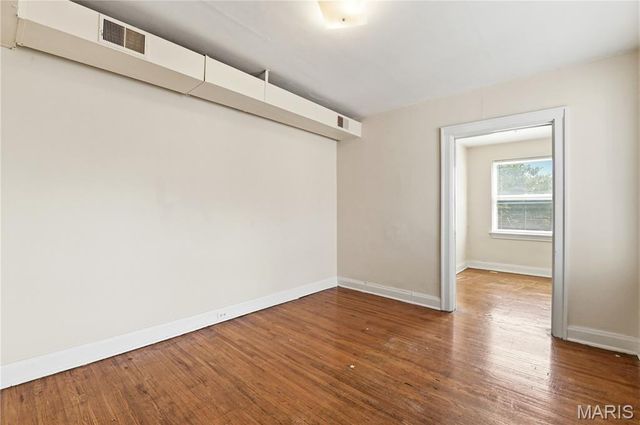 5024 Christy Boulevard, St Louis, MO 63116