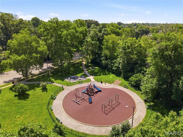 5024 Christy Boulevard, St Louis, MO 63116
