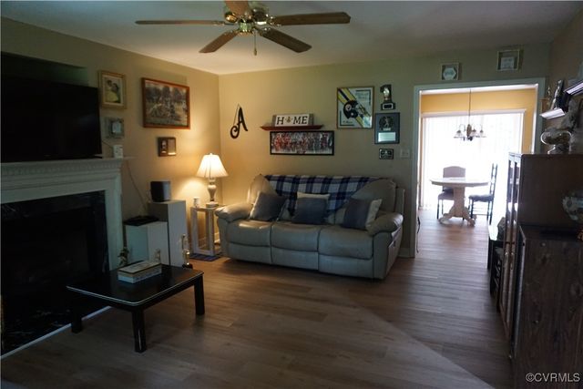 13315 Meredith Pointe Way, Chesterfield, VA 23832