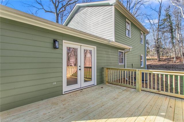 5424 Bridal Ridge Drive, Pfafftown, NC 27040