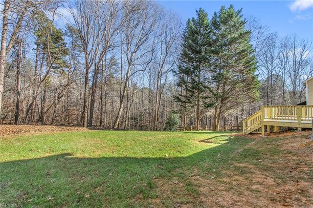 5424 Bridal Ridge Drive, Pfafftown, NC 27040