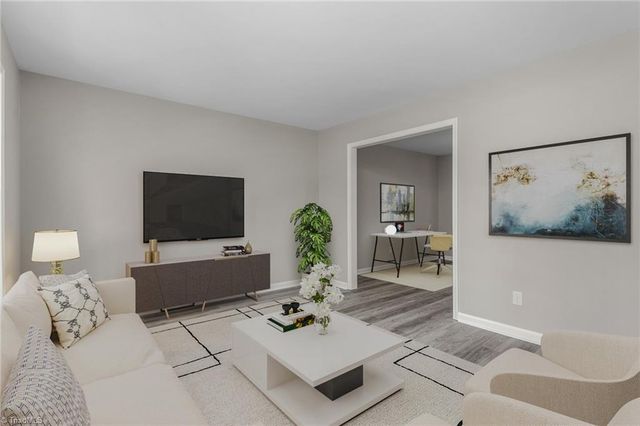 5424 Bridal Ridge Drive, Pfafftown, NC 27040