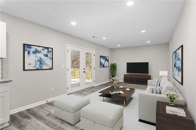 5424 Bridal Ridge Drive, Pfafftown, NC 27040