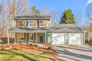 5424 Bridal Ridge Drive, Pfafftown, NC 27040