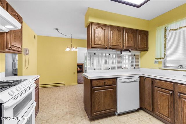 30 Harrow Place, Manchester, NJ 08759