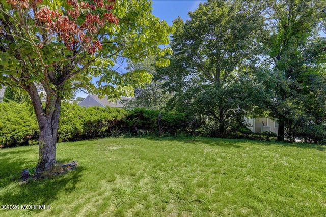 30 Harrow Place, Manchester, NJ 08759