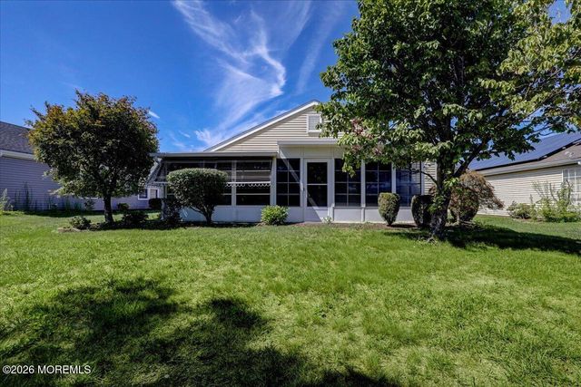30 Harrow Place, Manchester, NJ 08759