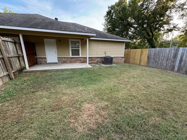 310 York Street, Tahlequah, OK 74464