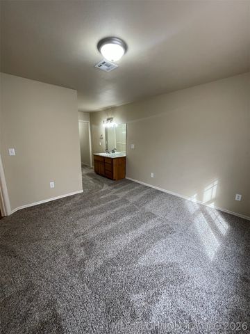 310 York Street, Tahlequah, OK 74464