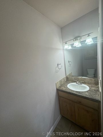 310 York Street, Tahlequah, OK 74464