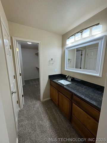 310 York Street, Tahlequah, OK 74464