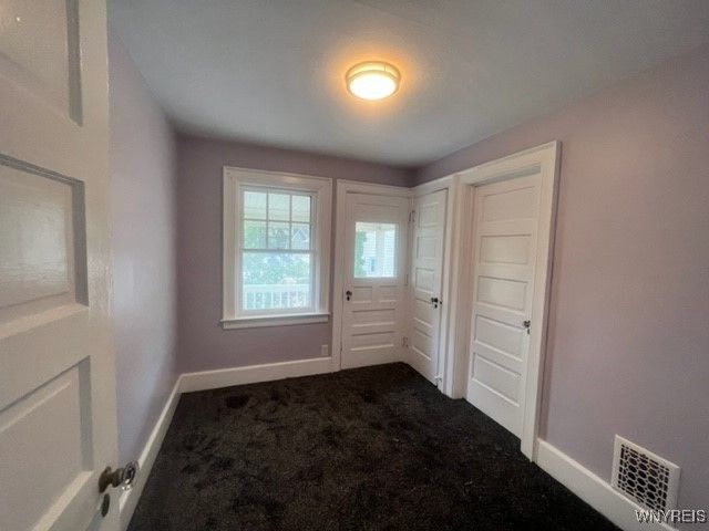 909 James Avenue, Niagara Falls, NY 14305